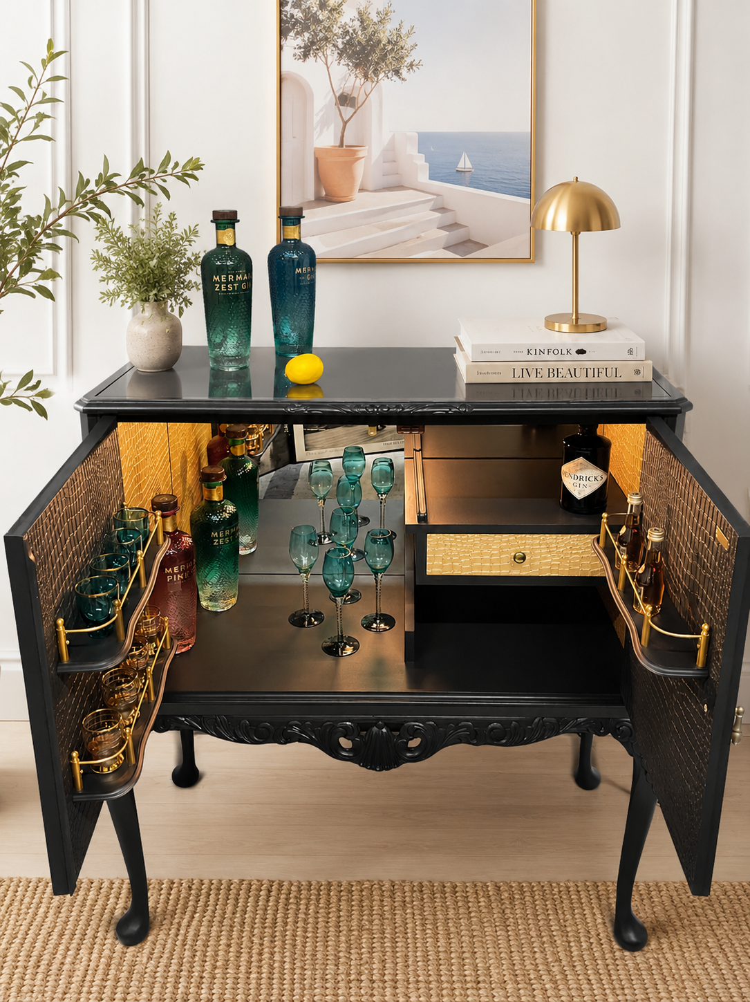 Queen Annie Style Drinks Cabinet - Image 4